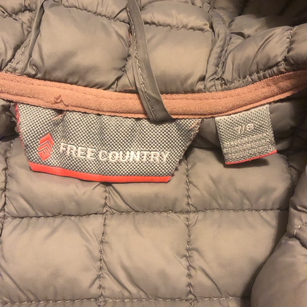 Kids Free Country Winter Jacket - Picture 2 of 3